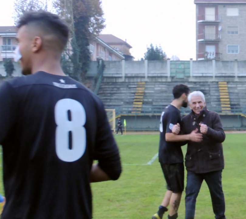 VIDEO - Casale Calcio: i festeggiamenti sotto la curva dopo il 2-1 con la Fezzanese, terza vittoria consecutiva per i nerostellati